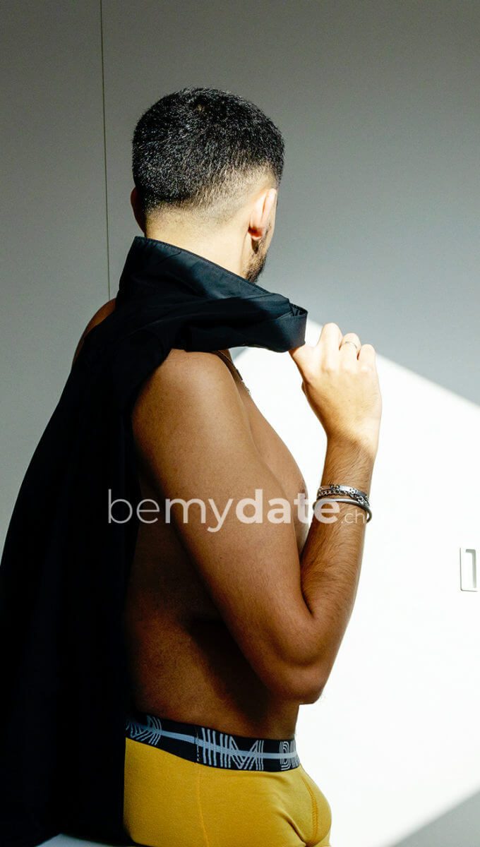 Rayan Escort Gay Geneva